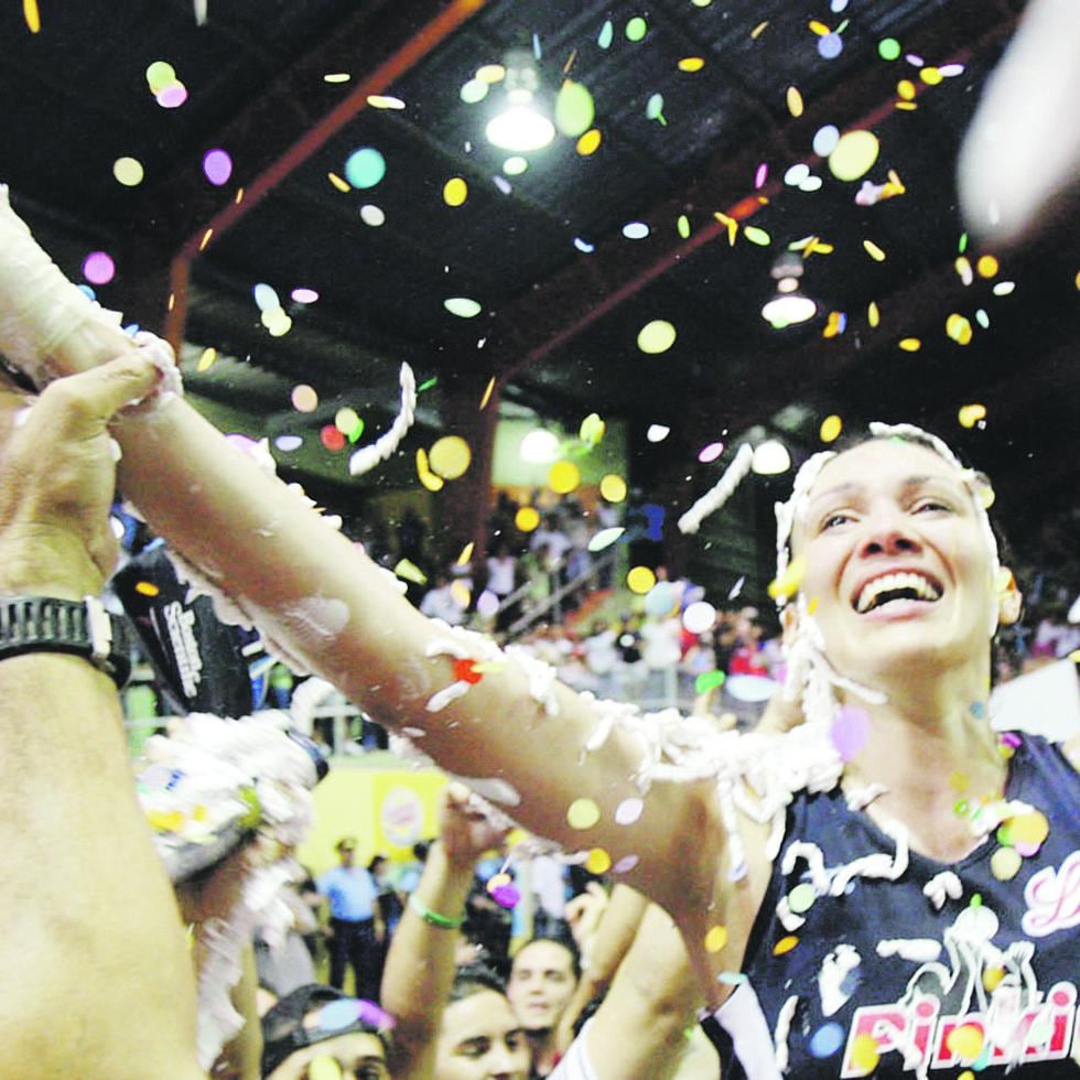 Vilmarie Mojica condujo a las Pinkin al campeonato de la Liga de Voleibol Superior Femenino en el 2008.