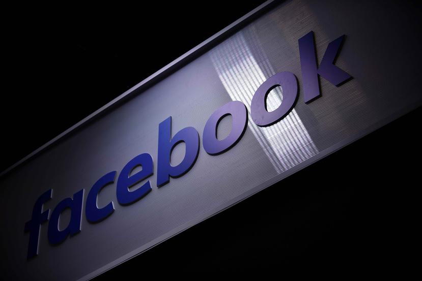 Facebook ha planificado la integración de sus apps desde inicios de 2019. (EFE / Julien De Rosa)