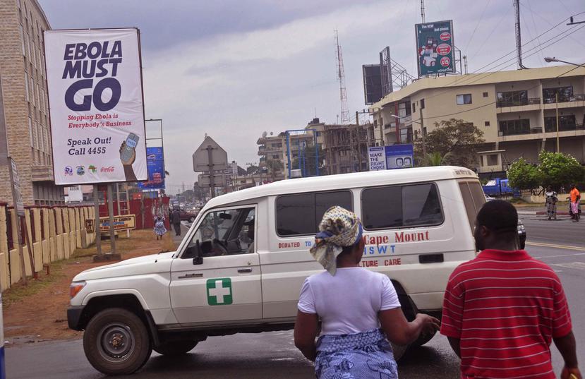 El paciente recuperado recibiría el alta hoy en un centro de tratamiento de ébola construido por China en Monrovia, la capital del país.