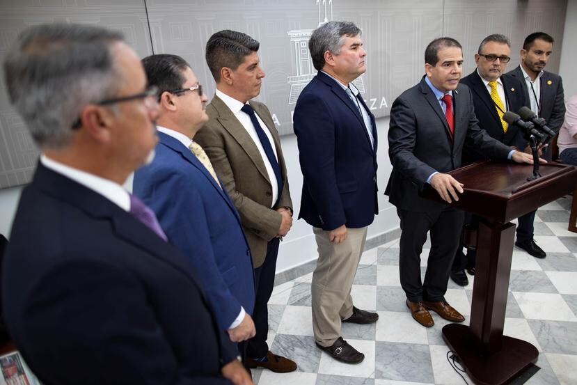 Miembros del sector privado insisten en que la incertidumbre en el gobierno persiste, aun luego de la juramentación de  Wanda Vázquez como gobernadora.