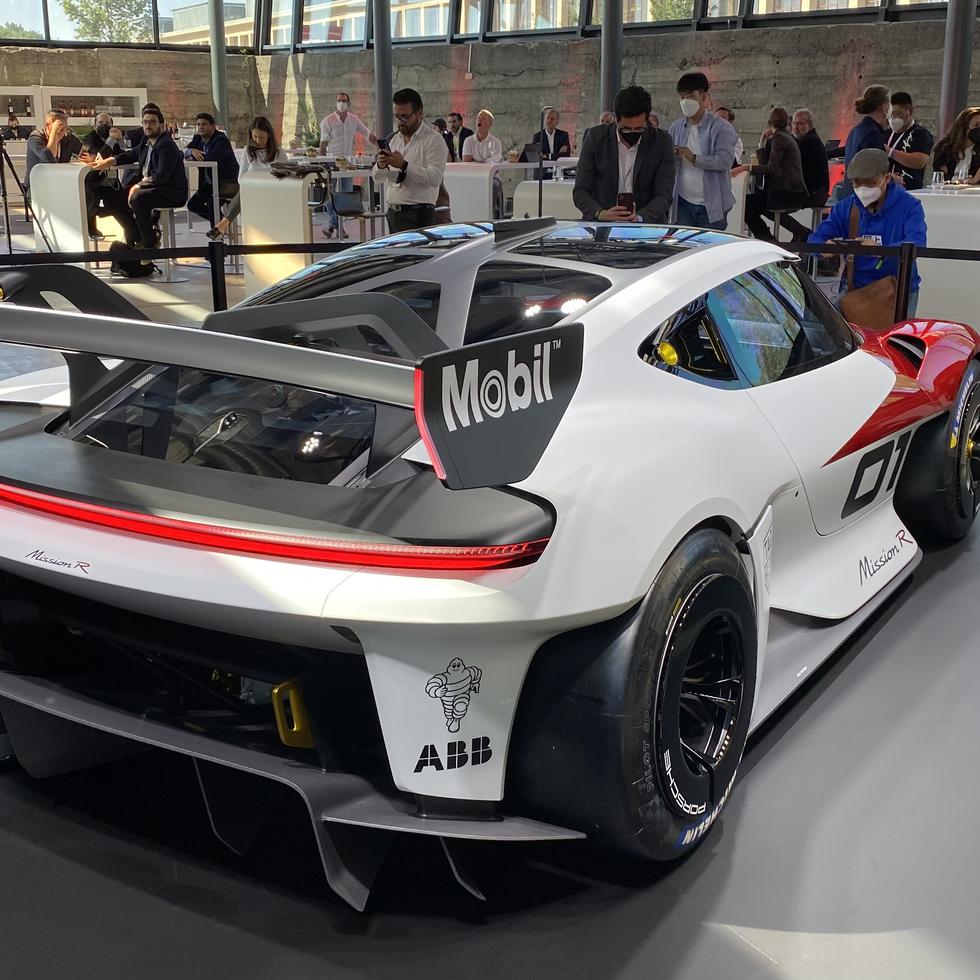 El Porsche Mission R participará de la serie LeMans a partir de 2025 o 2026.