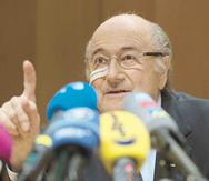 Las sanciones del saliente presidente de la FIFA, Joseph Blatter (en la foto), y de Michel Platini fueron reducidas de ocho a seis años. (Archivo / EFE)