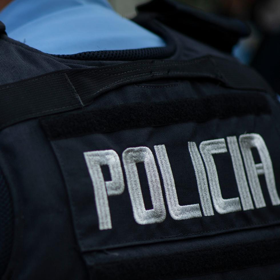Agentes de la División de Explosivos del área policíaca de Aguadilla investigan este incidente.