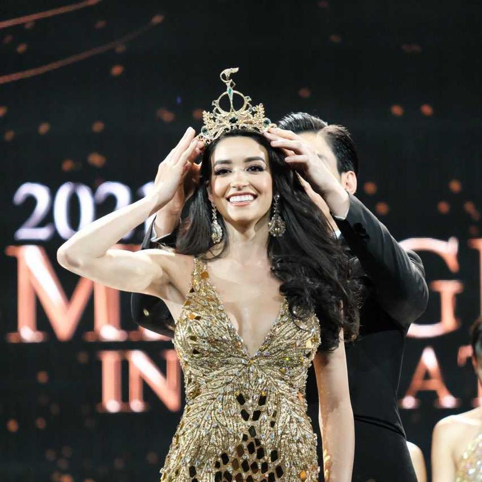 Vivianie Díaz Arroyo fue la tercera finalista en el concurso internacional.