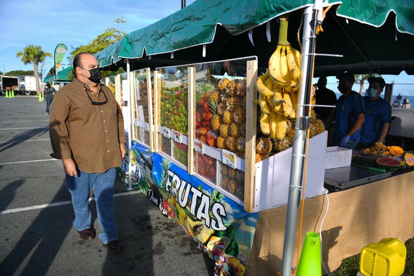 El secretario Ramón González dijo que la gente se sorprenderá de la cantidad de productos del agro local que habrá en las tiendas que va a crear, primero en el municipio de Vieques y luego en San Lorenzo.