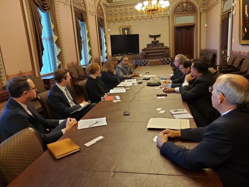 Miembros de la Coalición del Sector Privado reunidos en la Casa Blanca. (Suministrada)