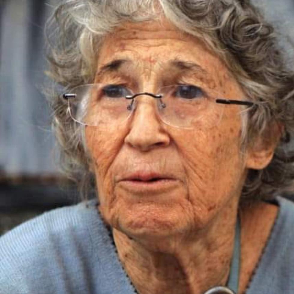 Ana Margarita Bassó Bruno nació en Santurce el 27 de septiembre de 1934.