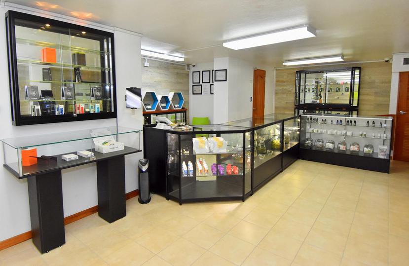 La empresa IASO también tiene su dispensario donde despechan productos de cannabis medicinal. (Suministrada)