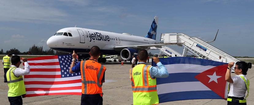 A partir de este 10 de diciembre entra en vigor la prohibición por parte de la Casa Blanca de los vuelos de aerolíneas comerciales estadounidenses hacia el territorio cubano. (EFE / Alejandro Ernesto)