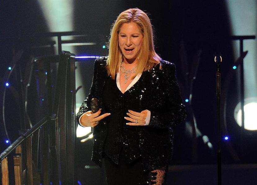 Barbra Streisand comentó que la canción es a manera de protesta. (EFE)