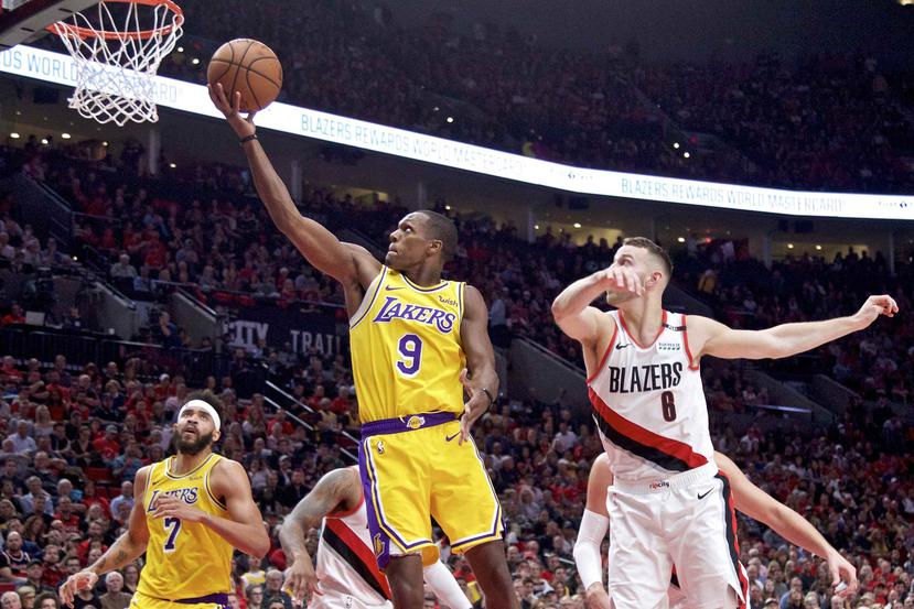 Rajon Rondo en acción con los Lakers. (AP)