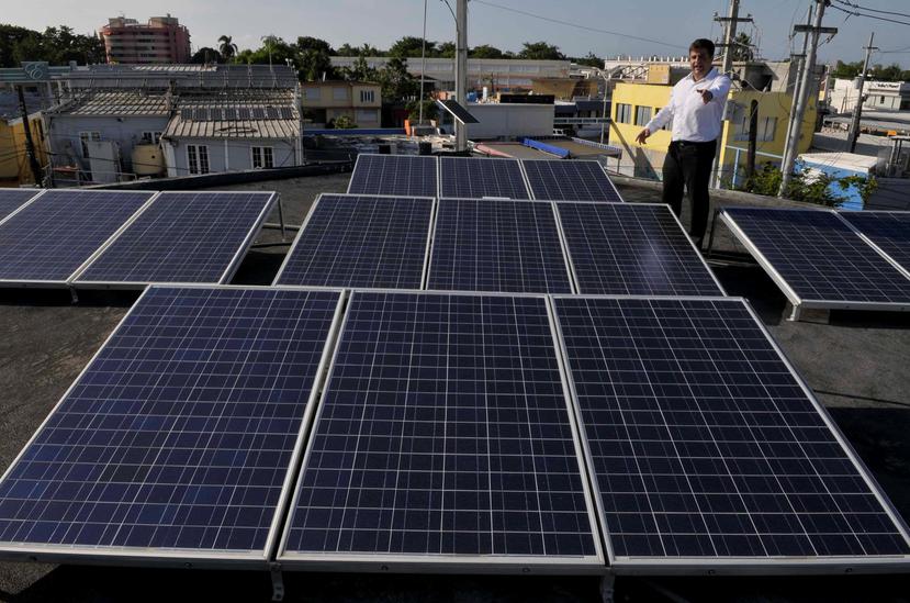 Más de 16,000 hogares ya dependen de sistemas fotovoltaícos en la isla. (GFR Media)