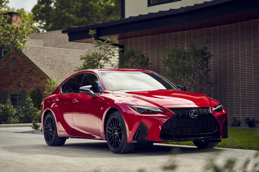 Lexis IS 350 F Sport del 2021.
