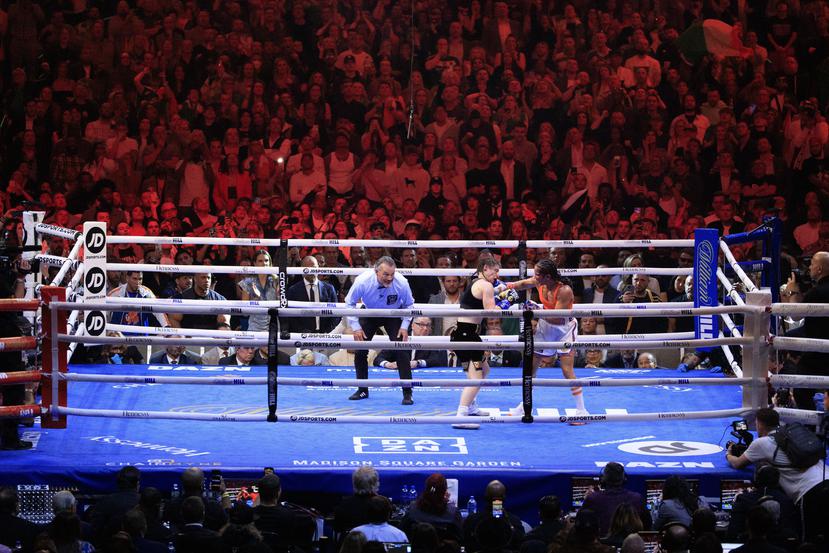 Madison Square Garden was packed for the Serrano-Taylor card.