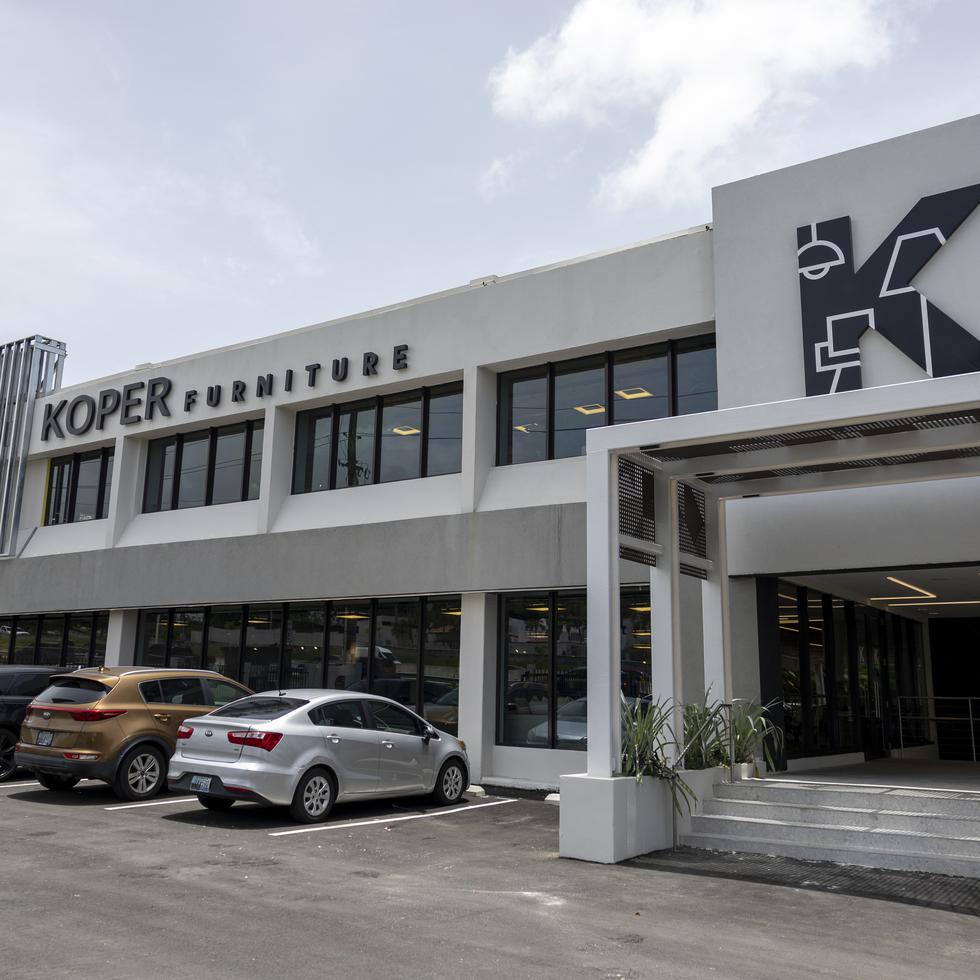 Con una inversión de $10 millones, lo que incluyó la compra y remodelación del edificio, la tienda de muebles Koper abre sus puertas en Guaynabo este fin de semana.