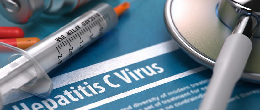 El especialista señala que la hepatitis B y C son los únicos virus que pueden volver portadores crónicos a las personas. (Shutterstock)