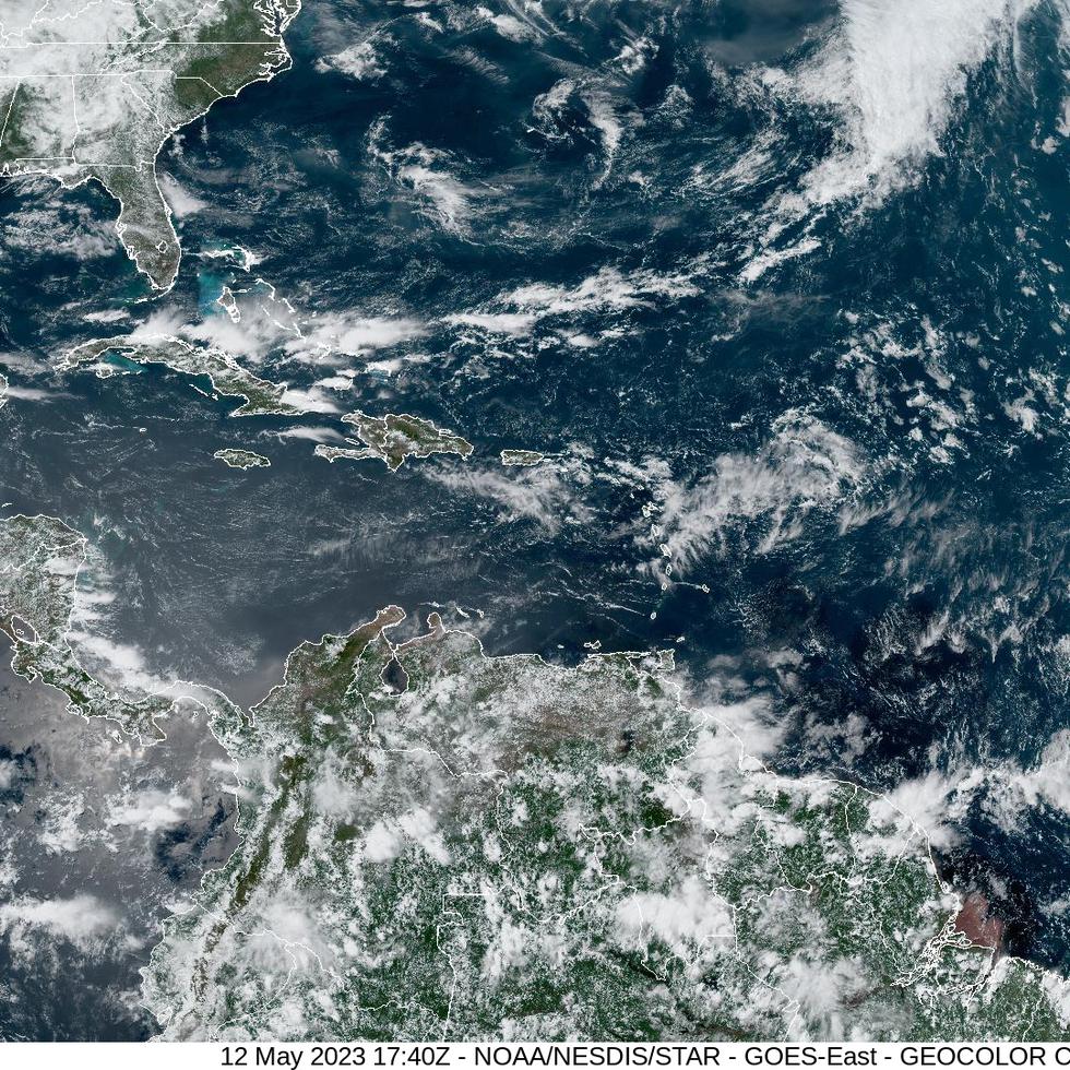 Imagen visible (GeoColor) del satélite GOES-East que muestra el Atlántico tropical el 12 de mayo de 2023.