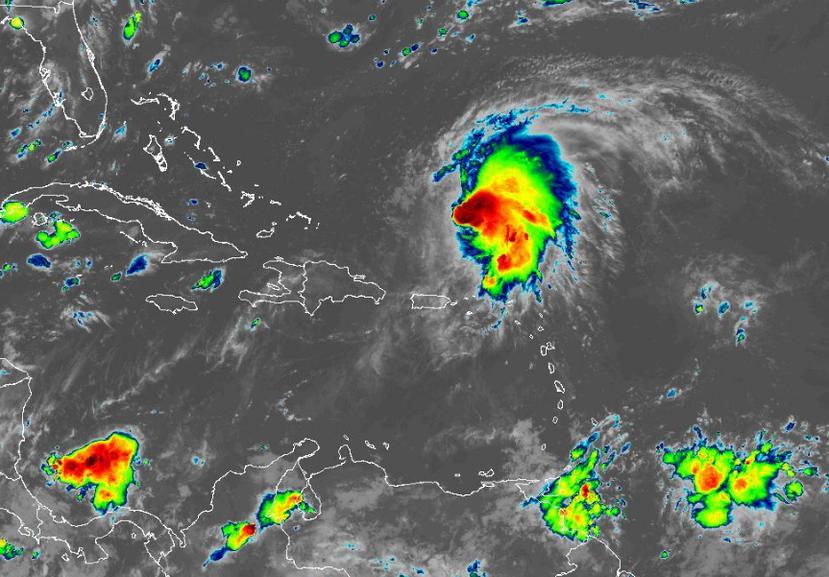 Imagen de satélite de la tormenta tropical Earl en la mañana del lunes, 5 de septiembre de 2022.