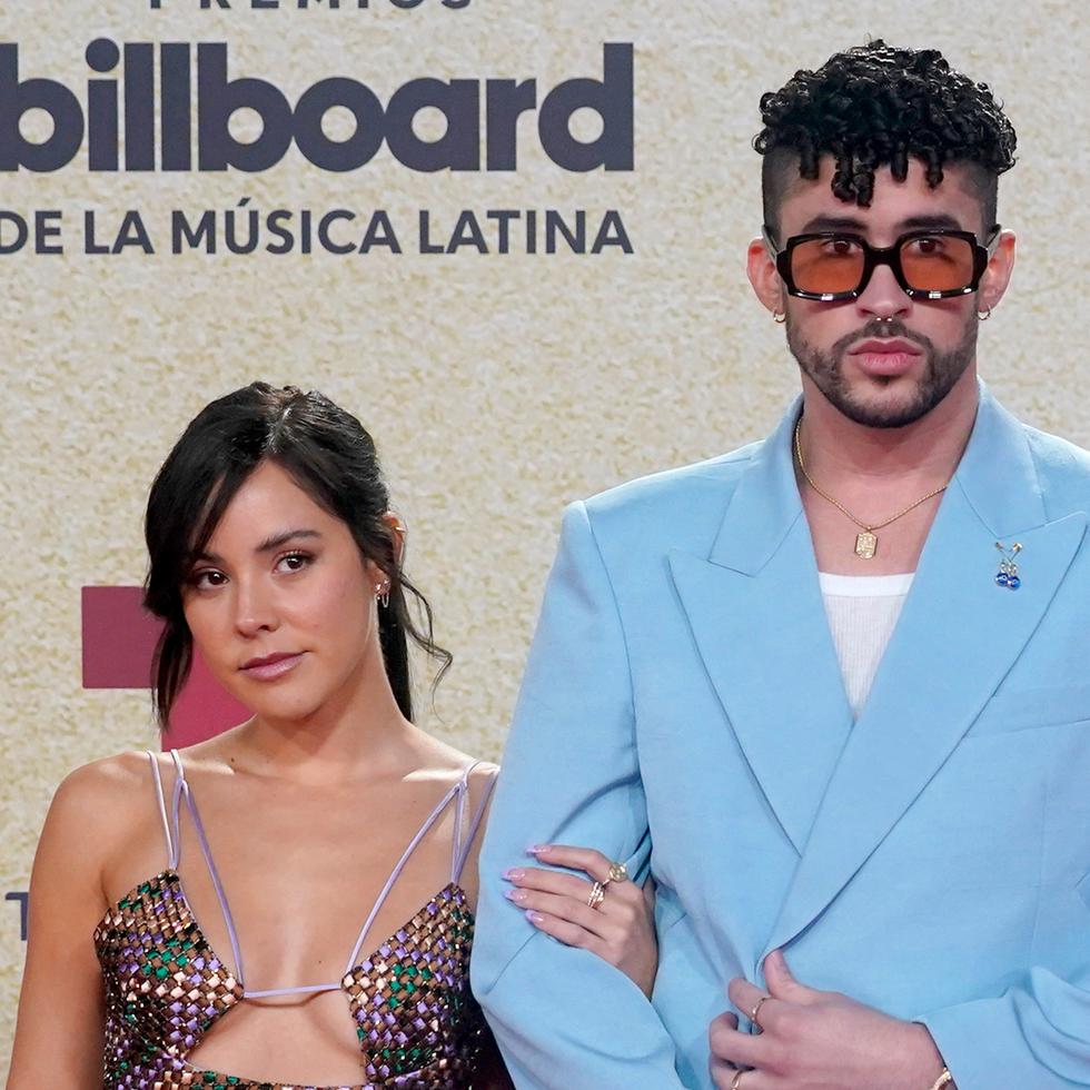 La primera aparición que hicieron juntos fue durante la entrega de los Billboard Latin Music Awards, en el 2021; y desde entonces no se han separado.