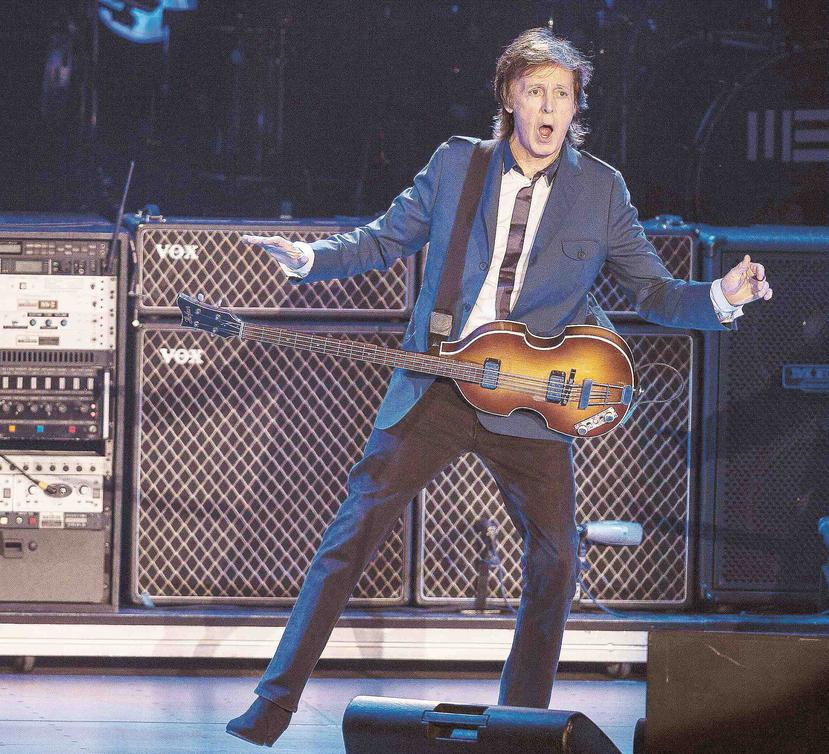 La semana pasada McCartney brevemente actuó con su colega de los Beatles, el baterista Ringo Starr, en un concierto en Londres. (AP)