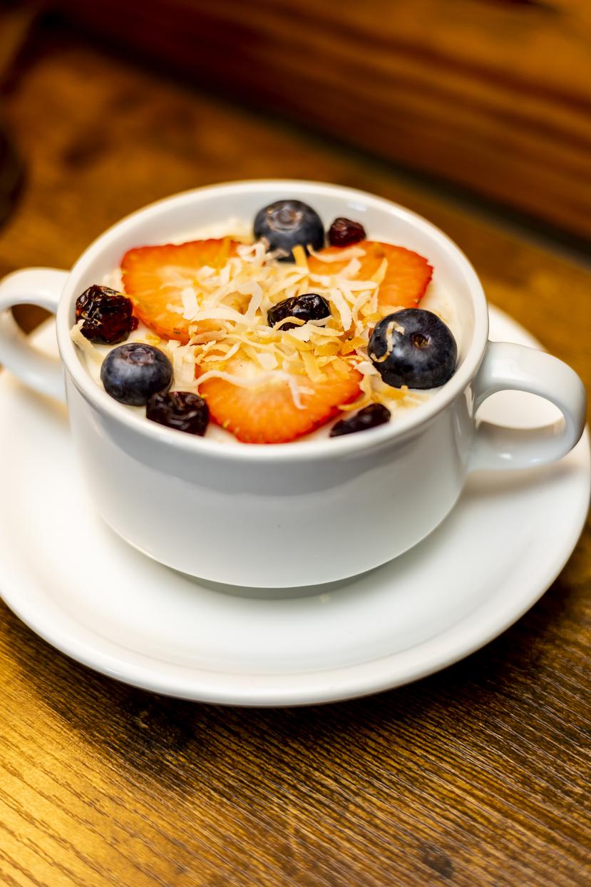 Entre los cafés más populares del Cafecito Rústico se encuentran el latte, el capuchino y el café básico.