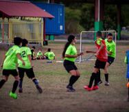 El fútbol se hace espacio entre los jóvenes de Villalba 