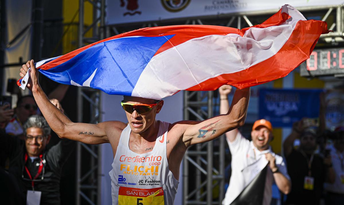 Puerto Rican victory in Como!  Orocoveno Alexander Torres wins the San Blas Half Marathon