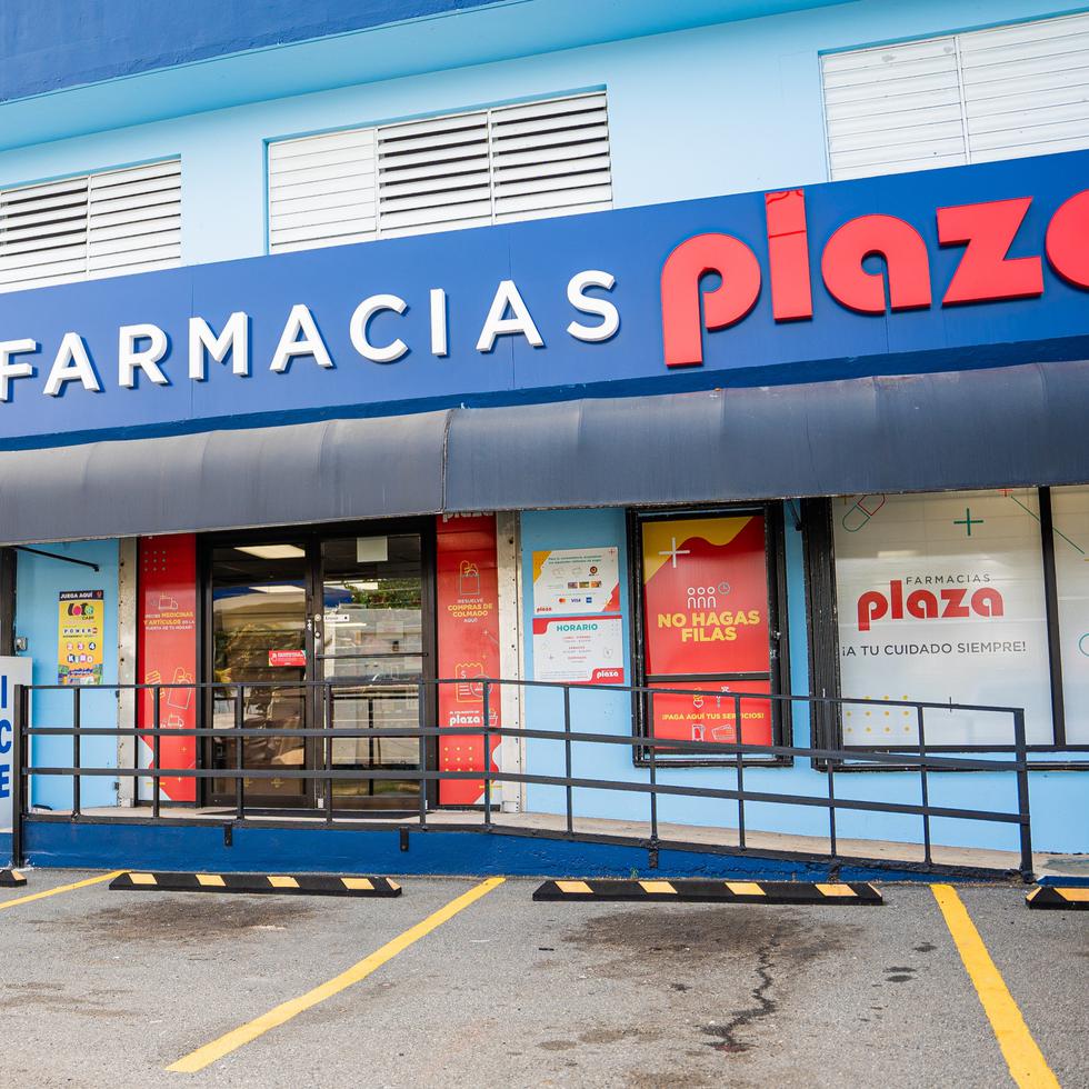 Farmacias Plaza estrena nuevo local en Isla Verde con una inversión de $1.2 millones.