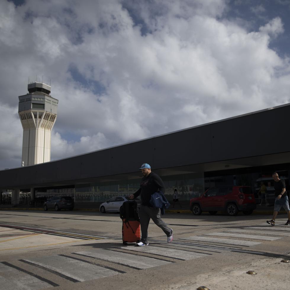 El aeropuerto internacional Luis Muñoz Marín cerró el año pasado con sobre 12 millones de pasajeros.