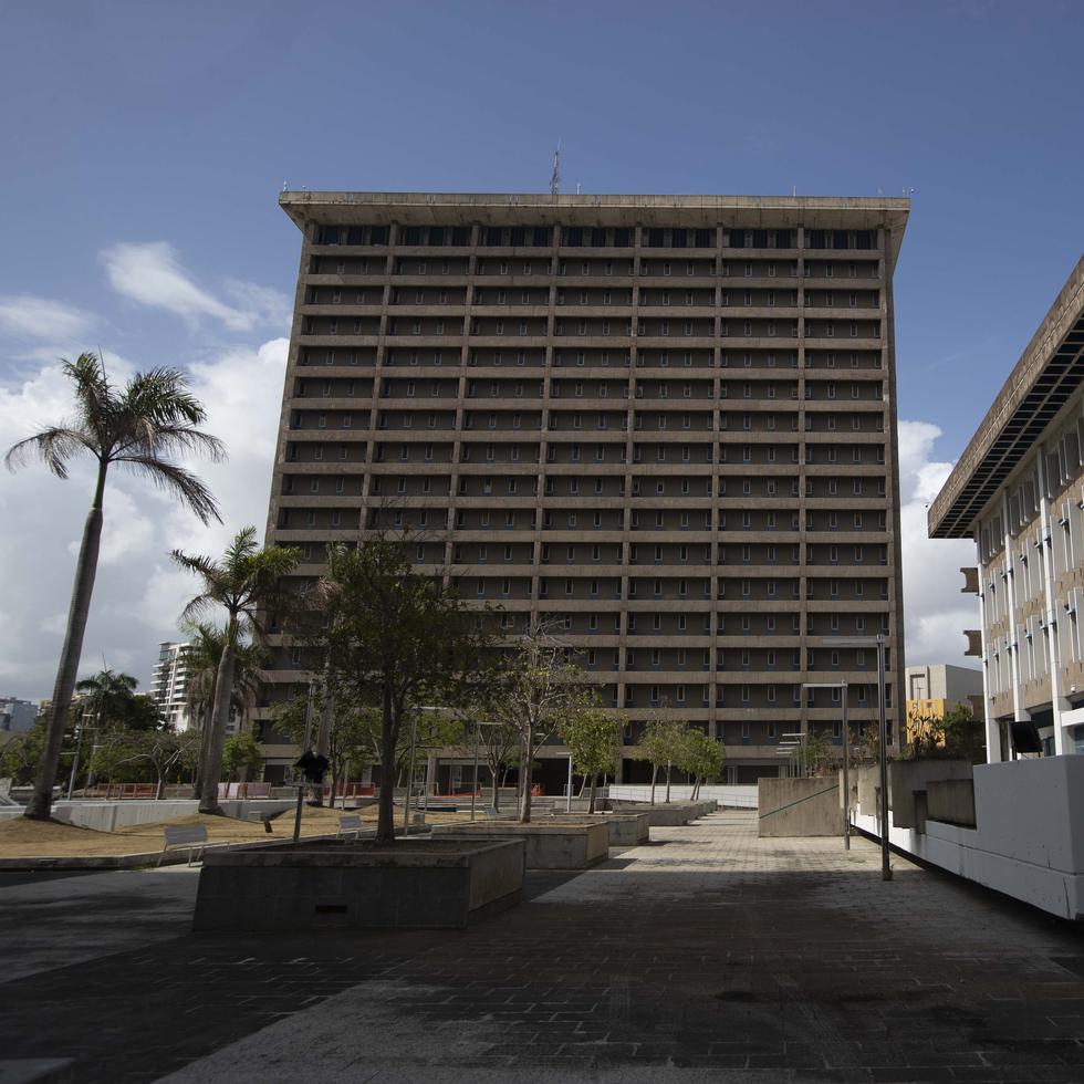 Plaza del Centro Gubernamental de Minillas, en San Juan.