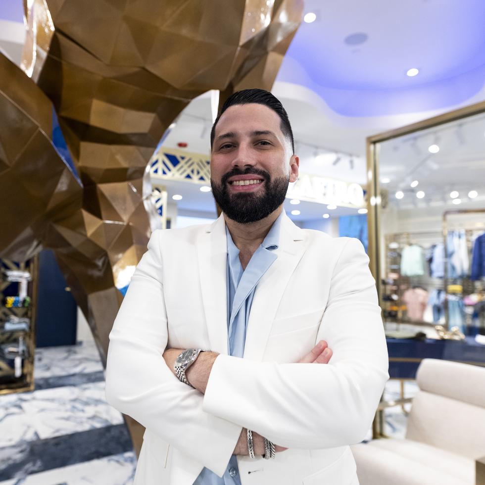 El empresario puertorriqueño William McGraw es el creador de la cadena de tiendas Zafiro.