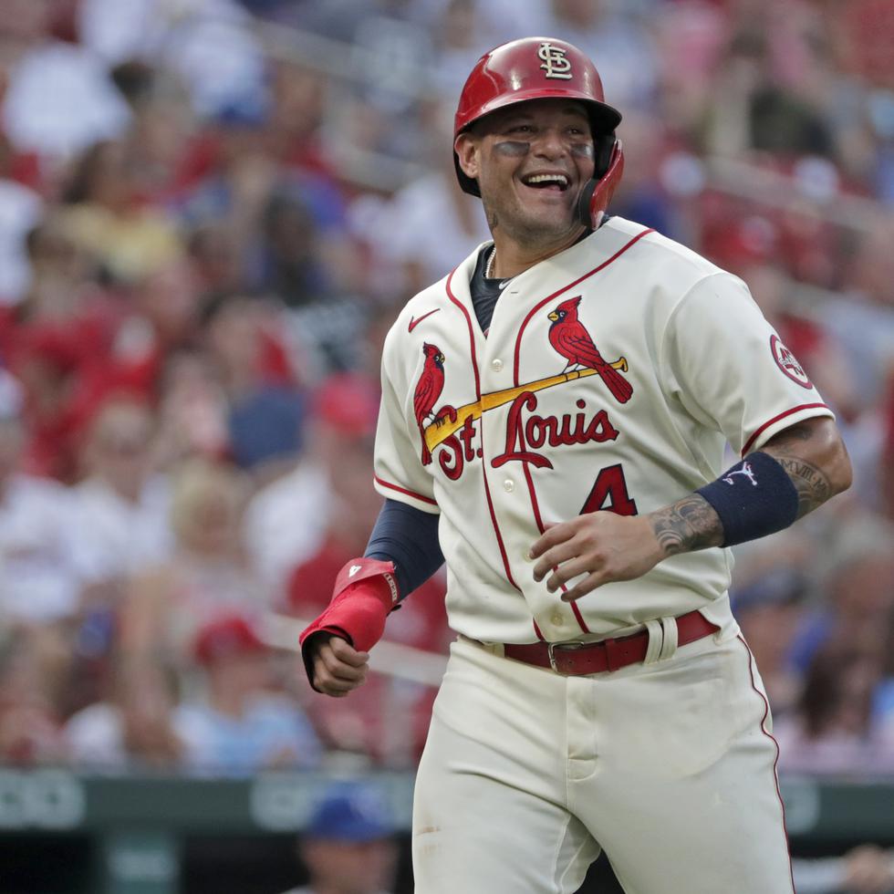 Yadier Molina devengará $10 millones en la temporada del 2022 con los Cardinals de San Luis.