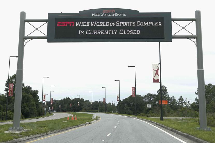 Entrada al complejo de Wide World of Sports de Disney donde la NBA reanudará la temporada. (AP)