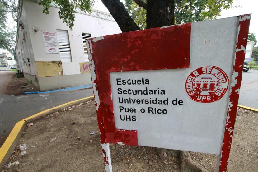 Las clases en la Escuela Secundaria de la UPR se suspendieron para este viernes. (GFR Media)