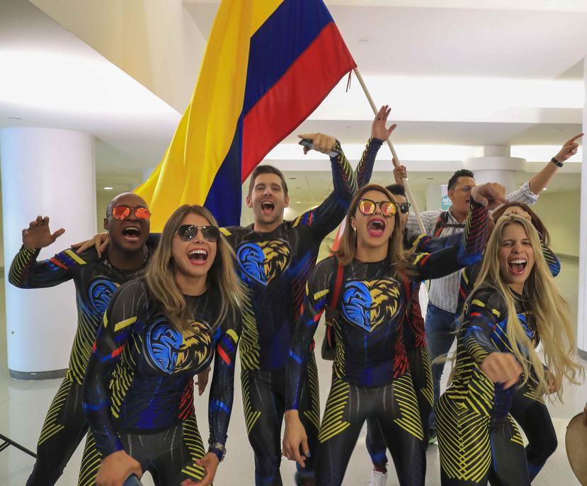 Los ocho combatientes colombianos arribaron hoy por primera vez al Aeropuerto Internacional Luis Muñoz Marín en Carolina.