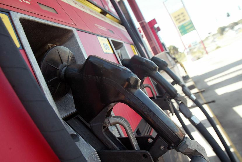 La gasolina premium debe de estar entre 50 y 65 centavos y el diésel entre 46 y 52, según DACO. (GFR Media)