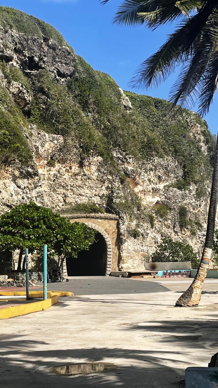 El Túnel Guajataca es otro de los atractivos que guarda la historia del municipio.