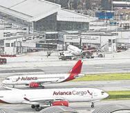 Con esta decisión, Avianca pone fin a más de 60 años de operaciones en ese país. (GDA)