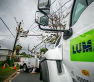 Entre las mejoras, LUMA mencionó la sustitución de aproximadamente 1,070 postes y reparación y energización de tres subestaciones.