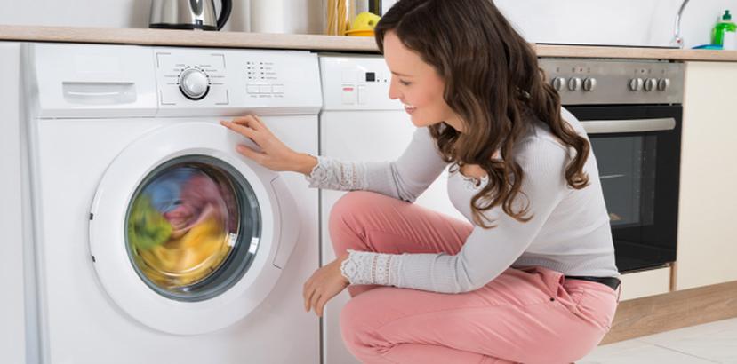 Recuerda limpiar el compartimento del detergente de la lavadora. (Shutterstock)