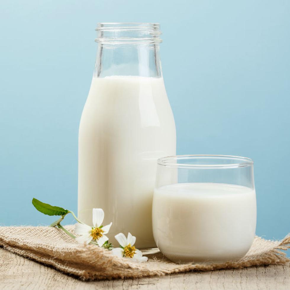 Lácteos enteros: Se ha relacionado el consumo de grasas "trans" y saturadas con el desarrollo de depresión. La recomendación de los especialistas es elegir lácteos desnatados o bajos en grasa. (Shutterstock)