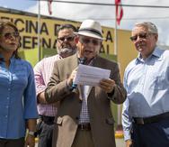 De izquierda a derecha, Nilda Pérez, secretaria general de Partido Proyecto Dignidad; César Vázquez Muñiz, presidente del partido; Juan Manuel Frontera Suau, vicepresidente, y Edwardo García Rexach, comisionado electoral.