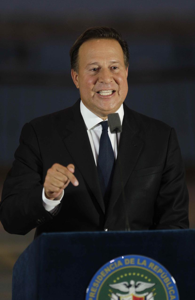 El presidente panameño Juan Carlos Varela (en la foto) llamó a su colega costarricense Luis Guillermo Solís para tratar el tema. (AP)