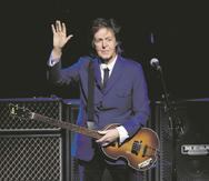 El ex Beatle Paul McCartney es uno de los 156 artistas que firmó una misiva para solicitar que se reformen la ley que dicta cómo se pagan a los artistas cuando se escuchan sus canciones por servicios de ''streaming''. (Archivo / AP)