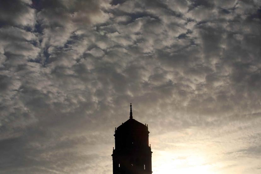 En la foto, la Torre de la UPR.