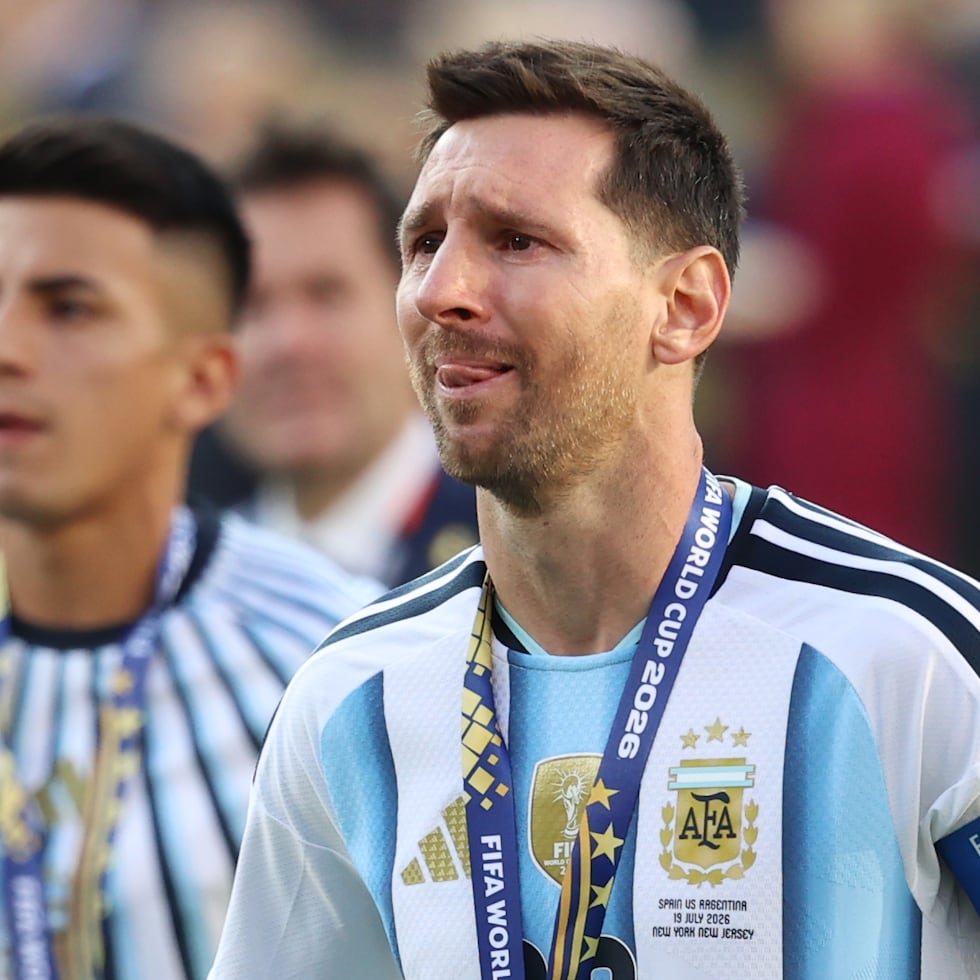 Si bien Messi nació en Argentina y aquí hizo sus primeros pasos, su desarrollo profesional lo realizó casi completamente en España, indica Alejandro Tagliavini.