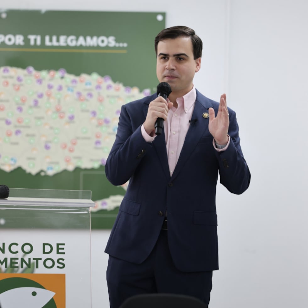 Pablo José Hernández, comisionado residente en Washington, cree que no parece que el cierre parcial del gobierno federal se pueda terminar la semana próxima.