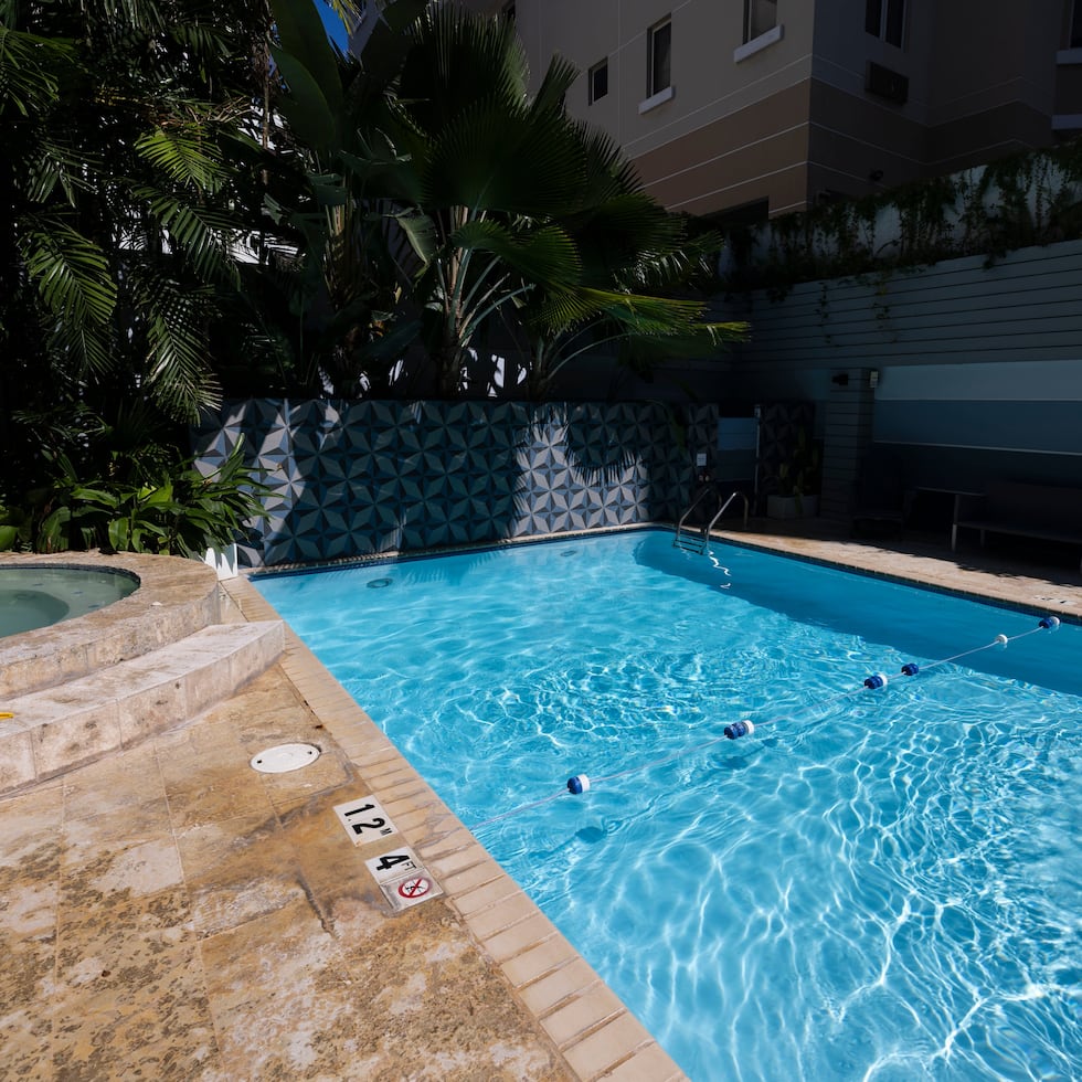 The Holiday Inn Express Condado hotel has 114 rooms, a swimming pool and fitness center, among other amenities.