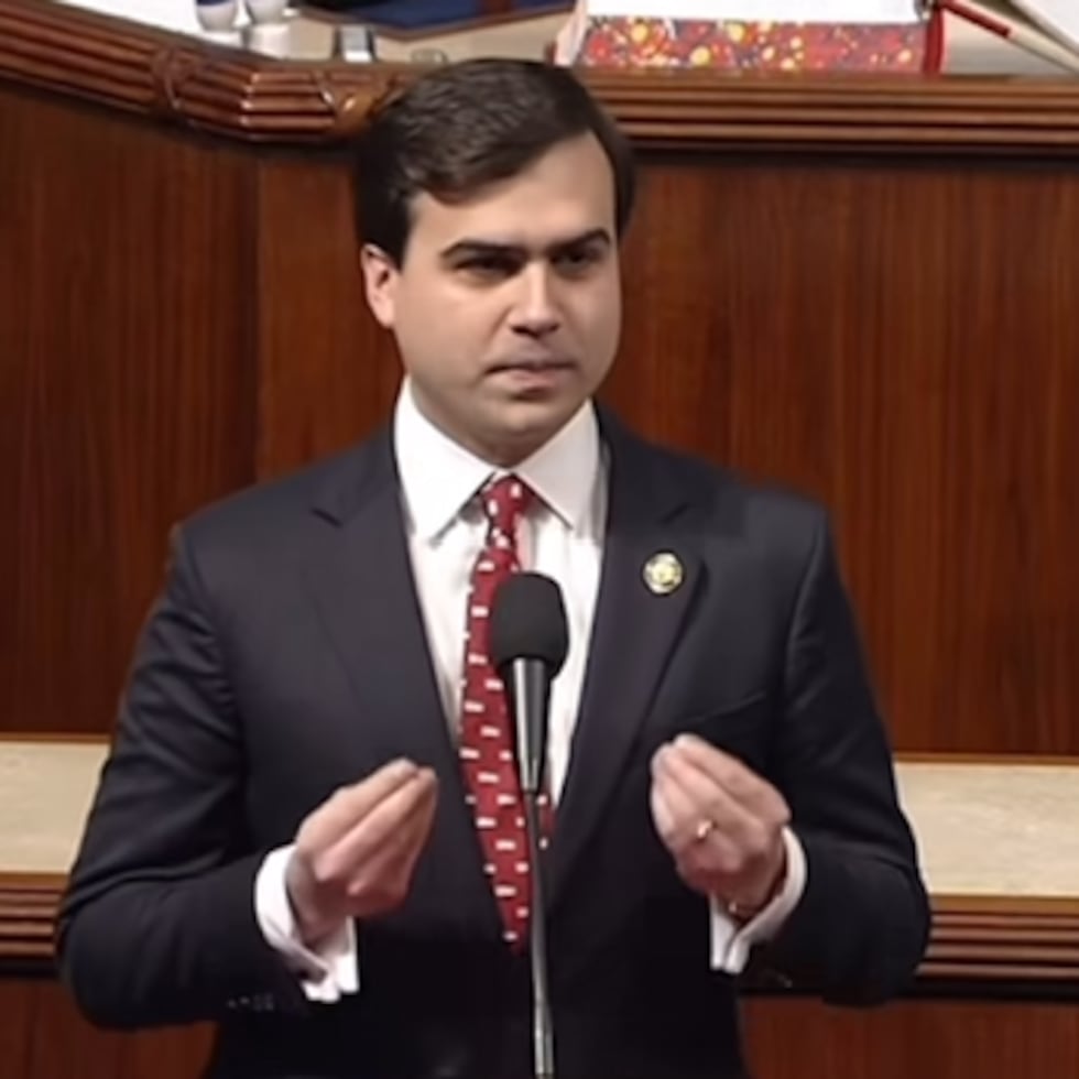 El comisionado residente Pablo José Hernández cuestionó a la administradora asociada FEMA, Victoria Barton.