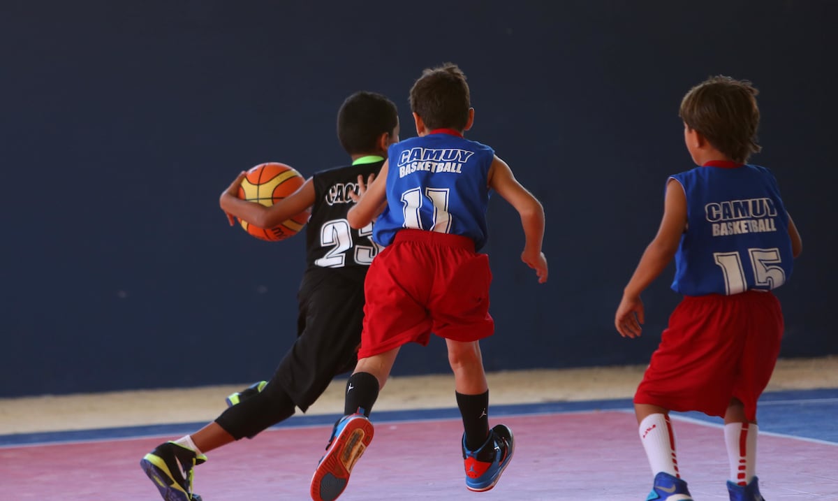 Puerto Rico Basketball Federation evaluates establishing a “timeout” protocol in youth games to reign in out-of-control parents in the stands